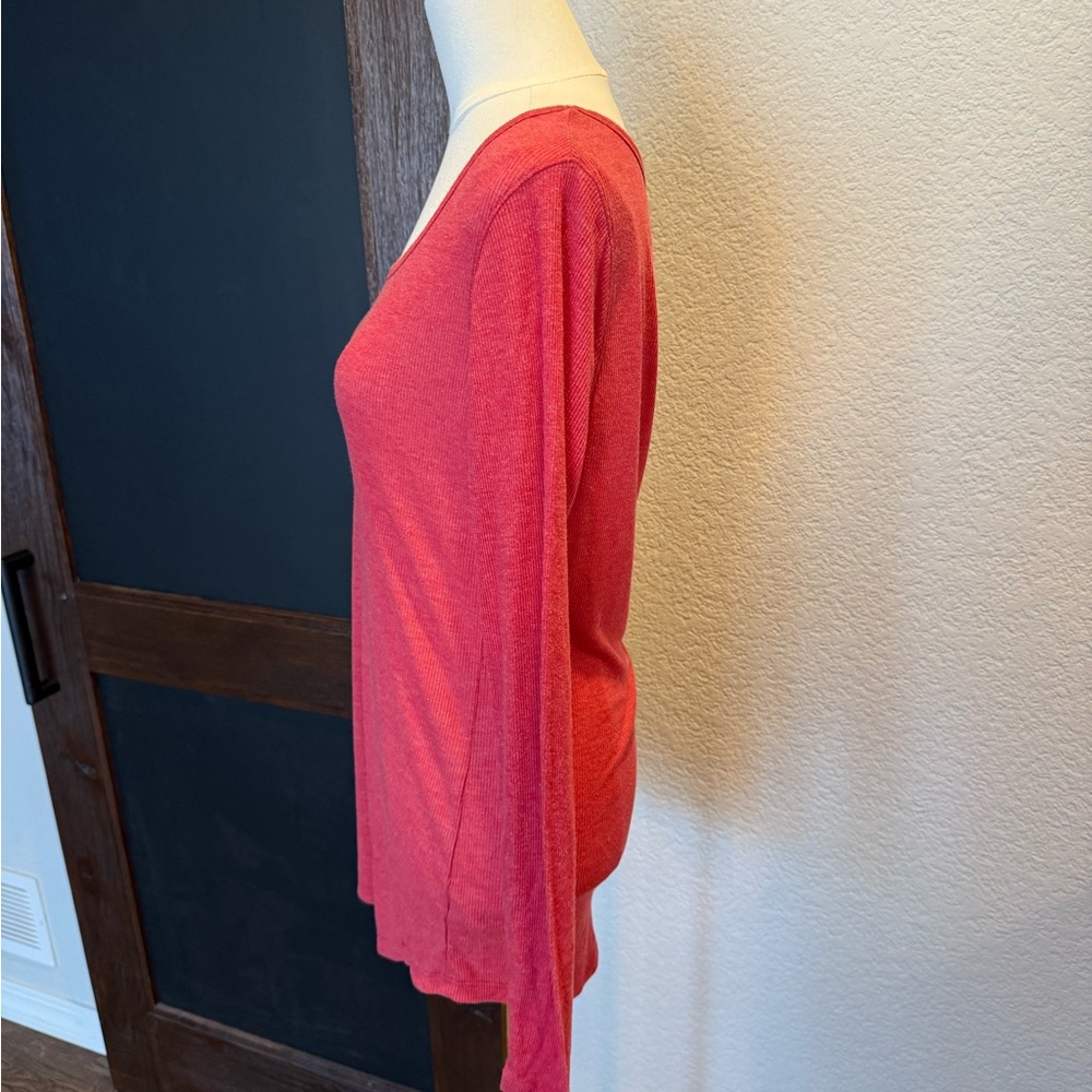 Mossimo Supply Co. Women's red Long Sleeve Top - Picture 2 of 4